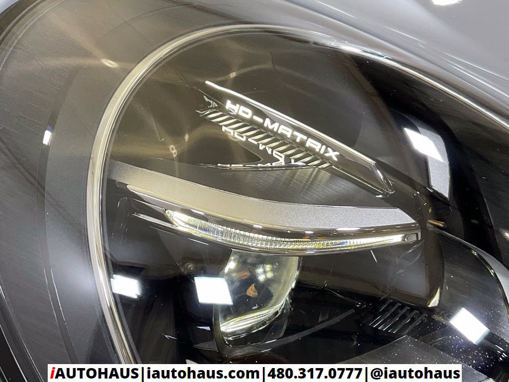 Used 2026 Porsche 911 Carrera w/ Premium Package RWD image 12