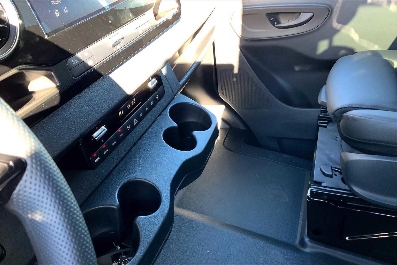 New 2025 Mercedes-Benz Sprinter 2500 image 11