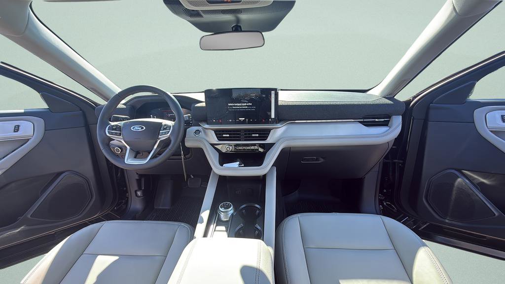 New 2026 Ford Explorer Active image 15