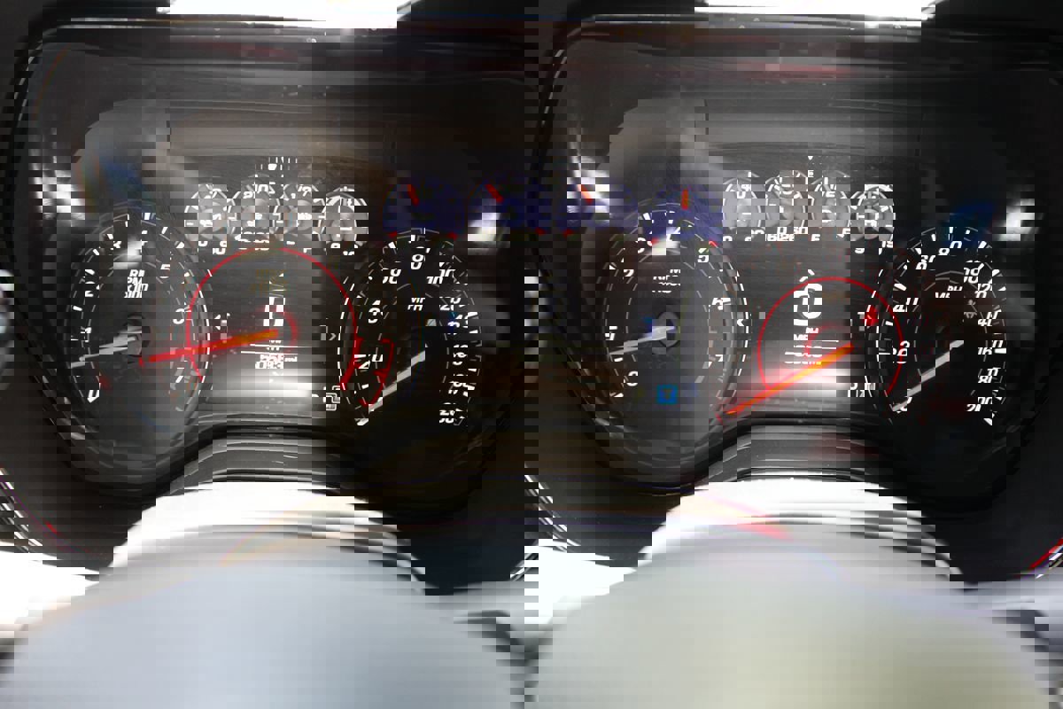 Used 2019 Chevrolet Camaro SS image 16