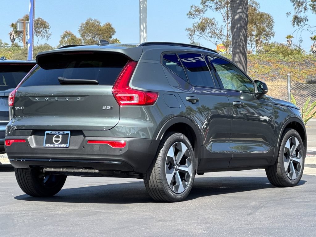 New 2026 Volvo XC40 B5 Plus w/ Climate Package AWD/4WD image 5