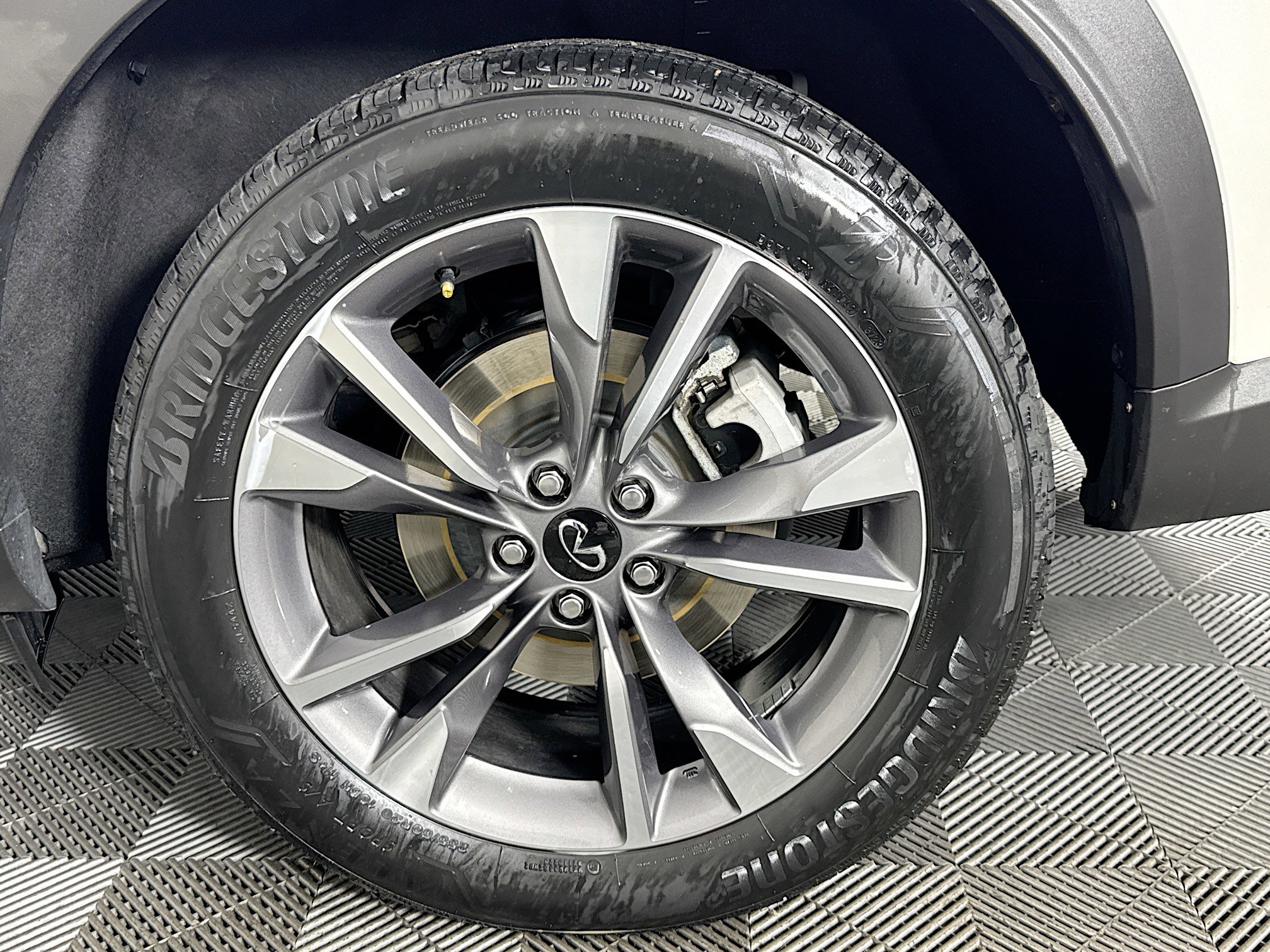 Used 2024 INFINITI QX60 Luxe AWD/4WD image 36