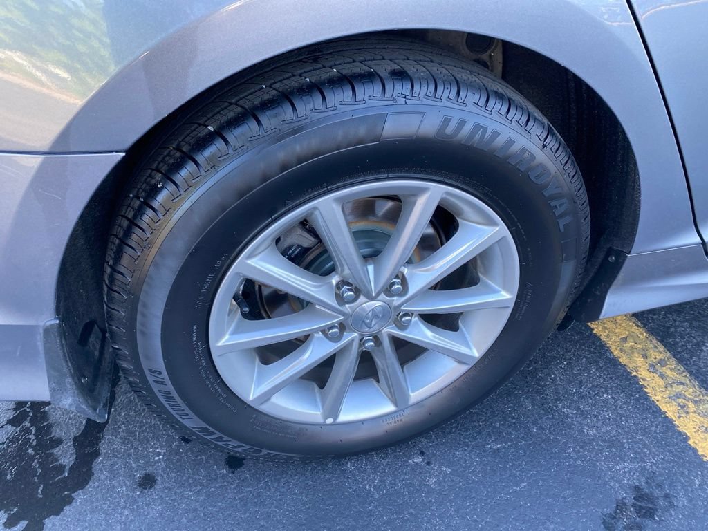 Used 2019 Hyundai Sonata SE FWD image 12