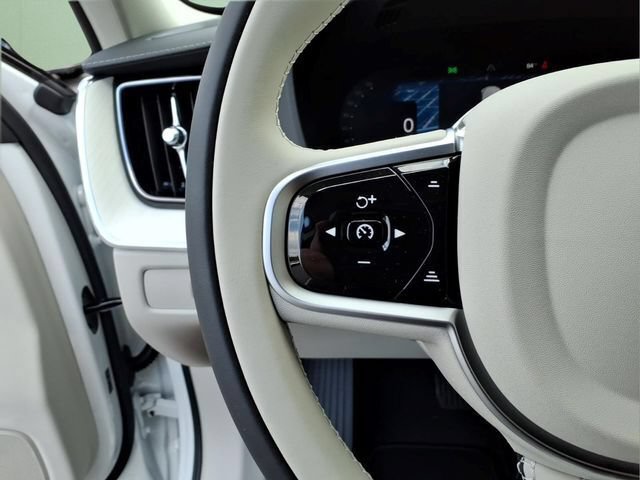 New 2026 Volvo XC60 B5 Ultra w/ Protection Package Premier AWD/4WD image 20