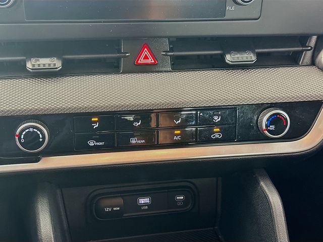 Used 2025 Kia Sportage LX image 15