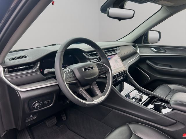 Used 2023 Jeep Grand Cherokee L Limited AWD/4WD image 27