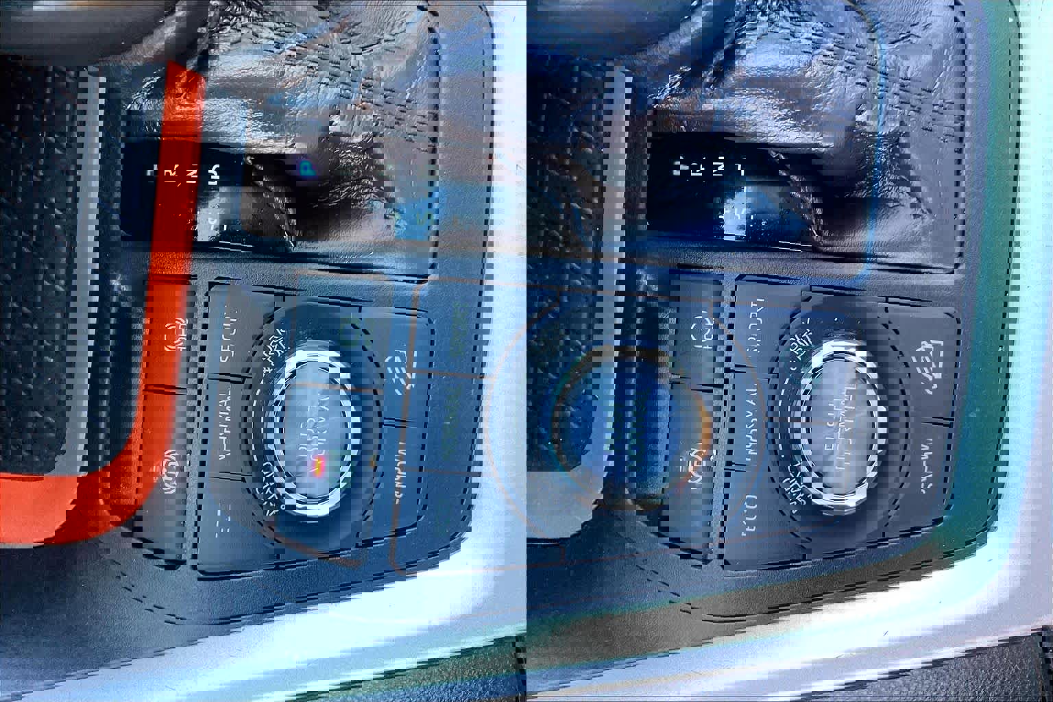 Used 2024 Toyota RAV4 Adventure image 32