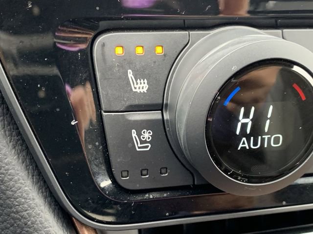 Used 2024 Toyota Grand Highlander AWD Hybrid image 28