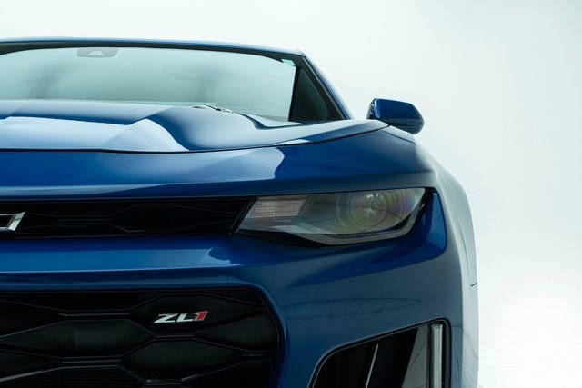 Used 2022 Chevrolet Camaro ZL1 image 7