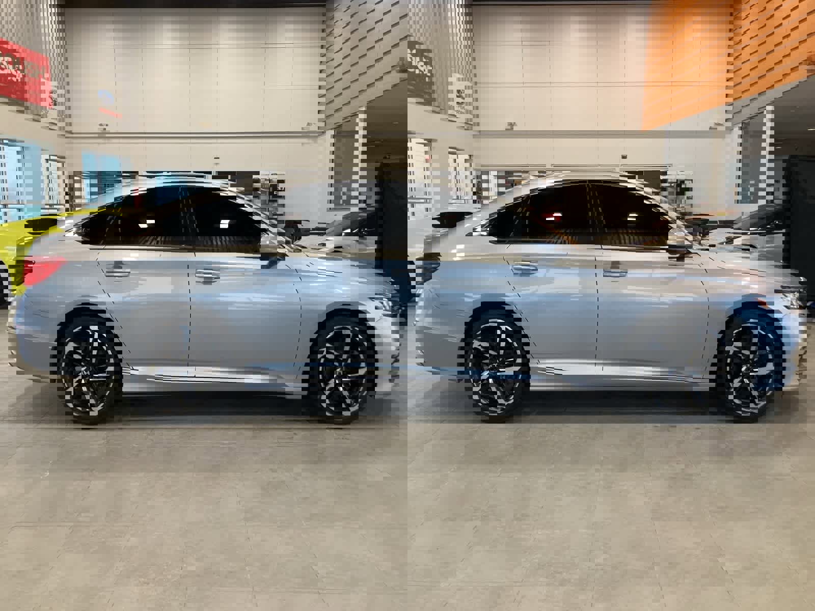 Used 2019 Honda Accord Sport image 4