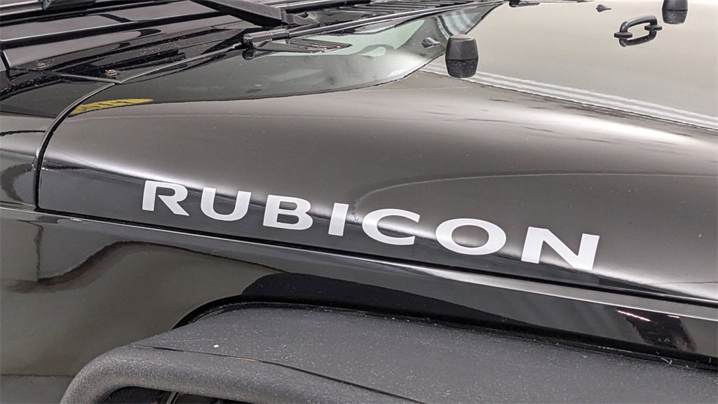 Used 2014 Jeep Wrangler Unlimited Rubicon w/ Connectivity Group image 39