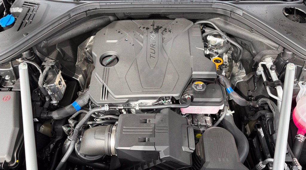 Certified 2026 Genesis GV70 2.5T Select AWD/4WD image 8