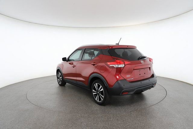 Used 2020 Nissan Kicks SV image 11