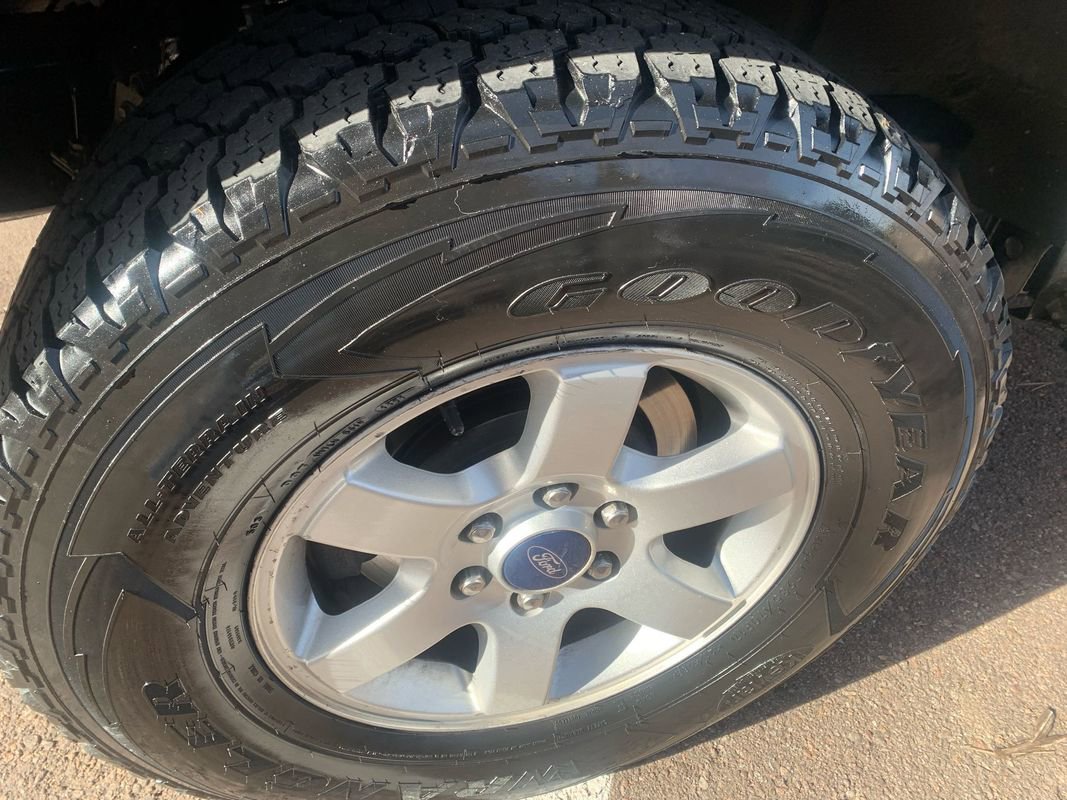 Used 2016 Ford Expedition XL image 23