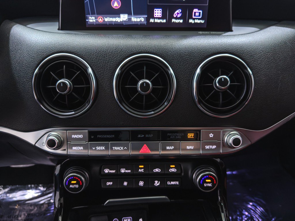 Used 2020 Kia Stinger GT-Line w/ Sun & Sound Package AWD/4WD image 37