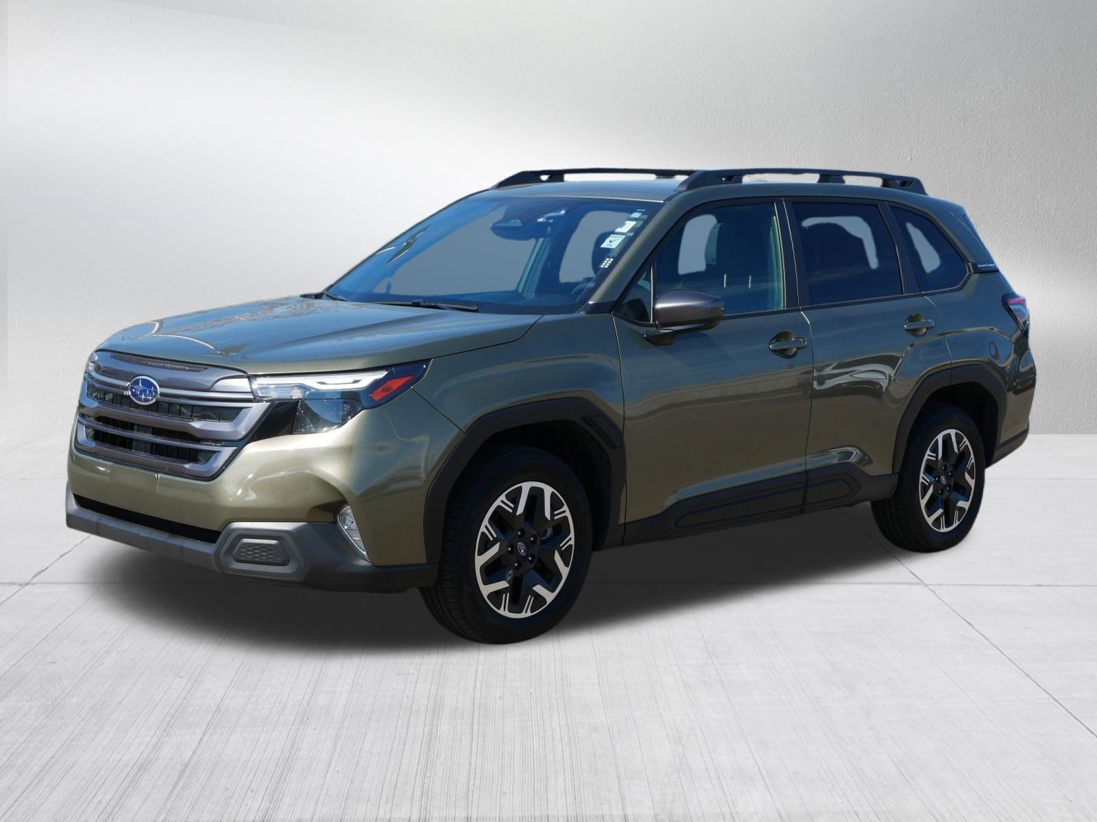 Certified 2025 Subaru Forester Premium image 3