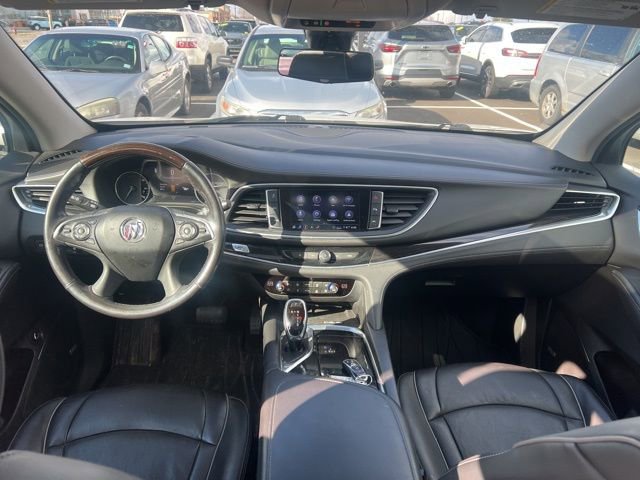 Used 2020 Buick Enclave Avenir w/ Avenir Technology Package image 22