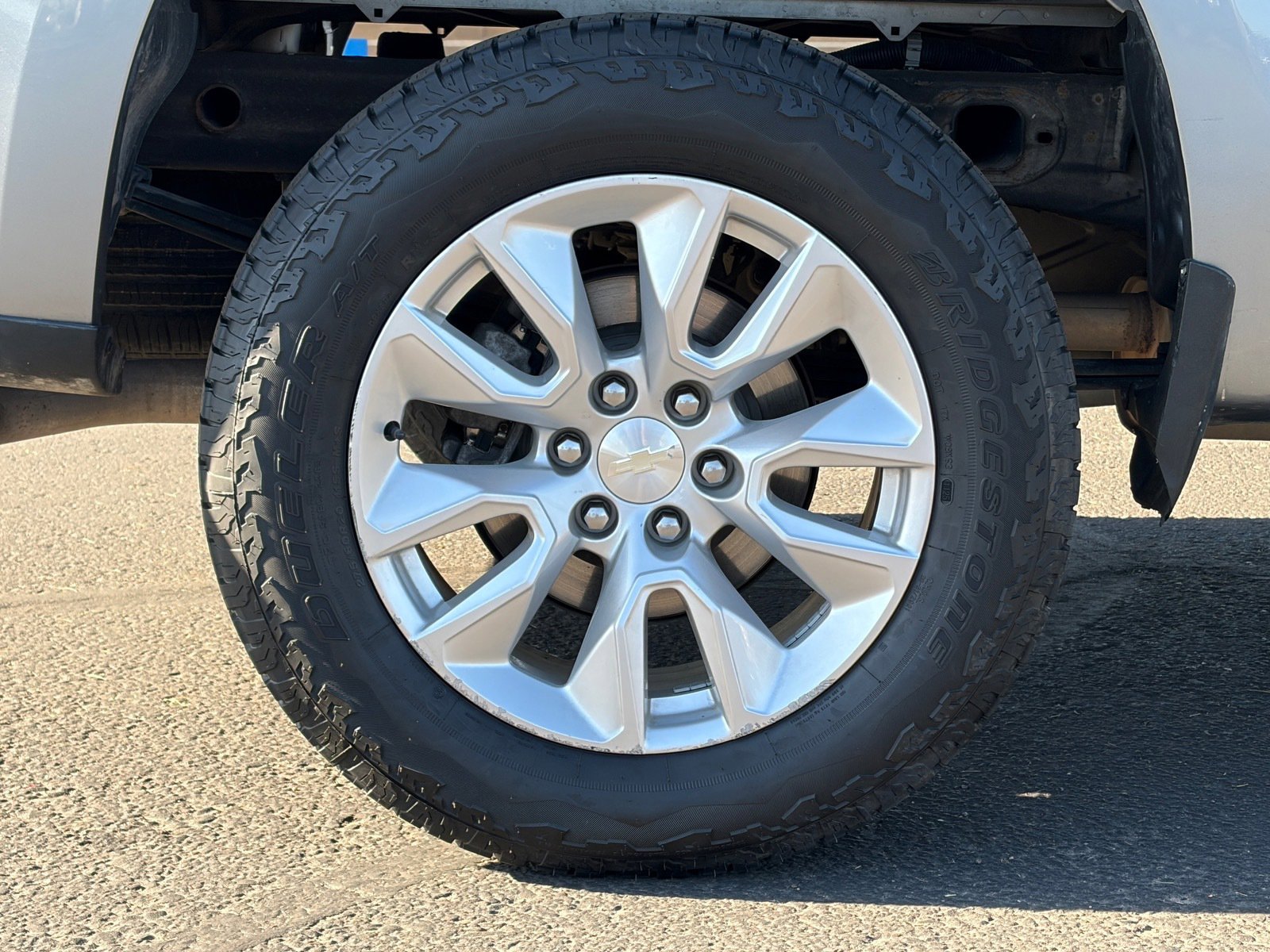 Used 2019 Chevrolet Silverado 1500 Custom w/ Custom Value Package image 10