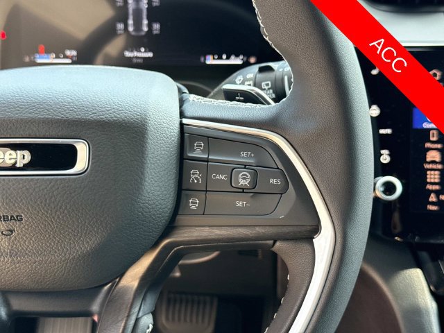 New 2026 Jeep Grand Cherokee Altitude AWD/4WD image 30