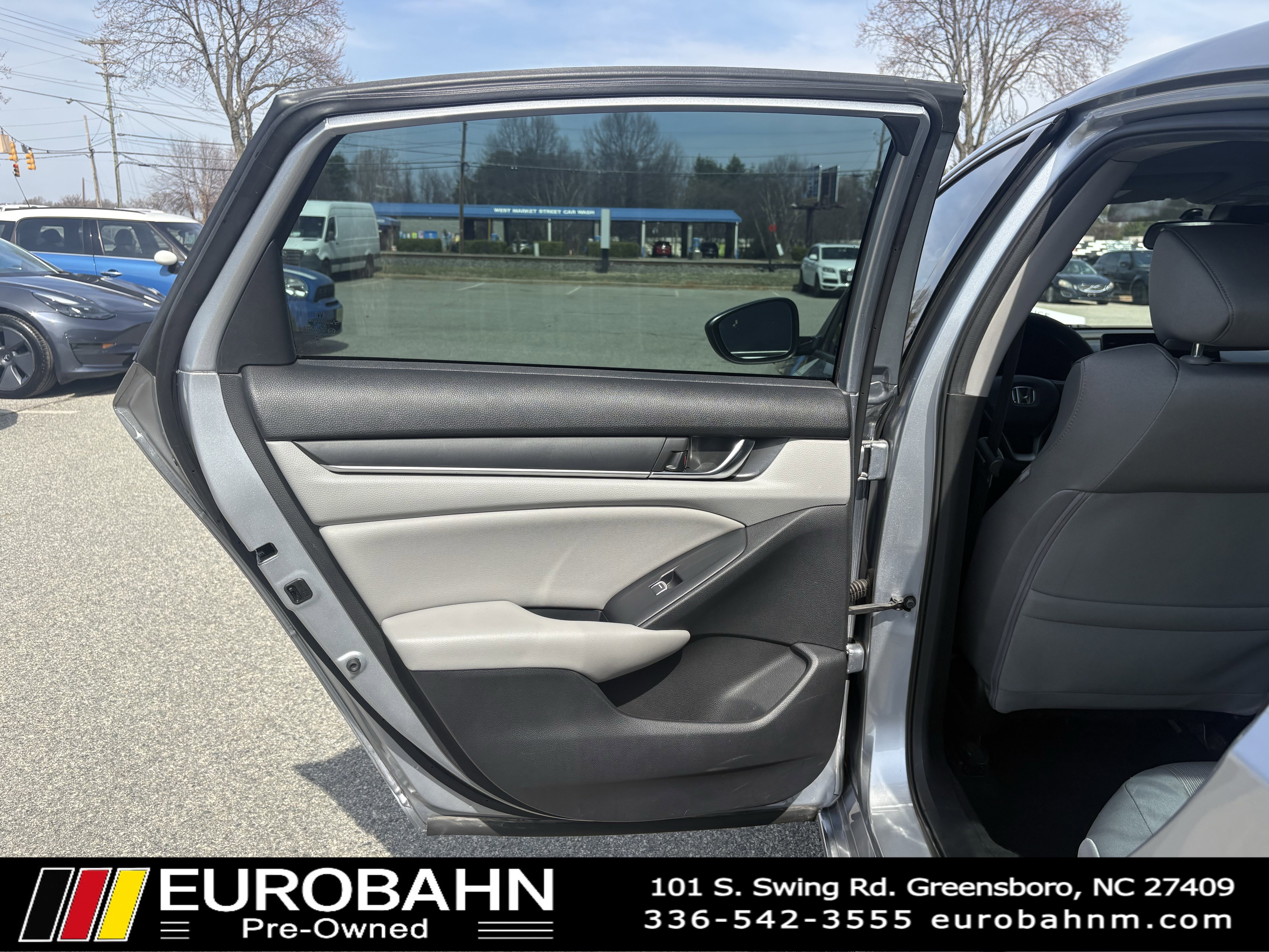 Used 2019 Honda Accord EX image 11