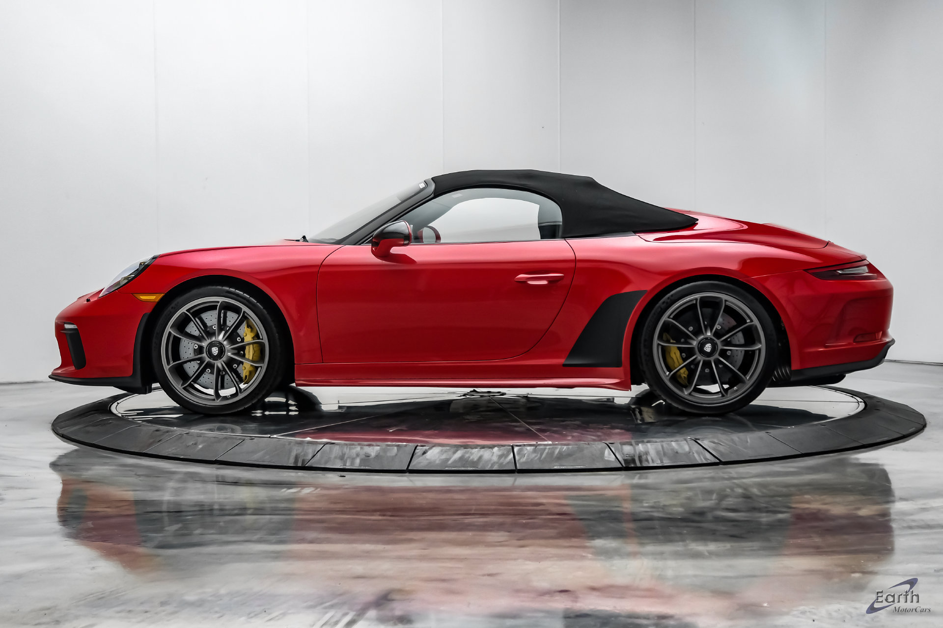 Used 2019 Porsche 911 Speedster RWD image 9