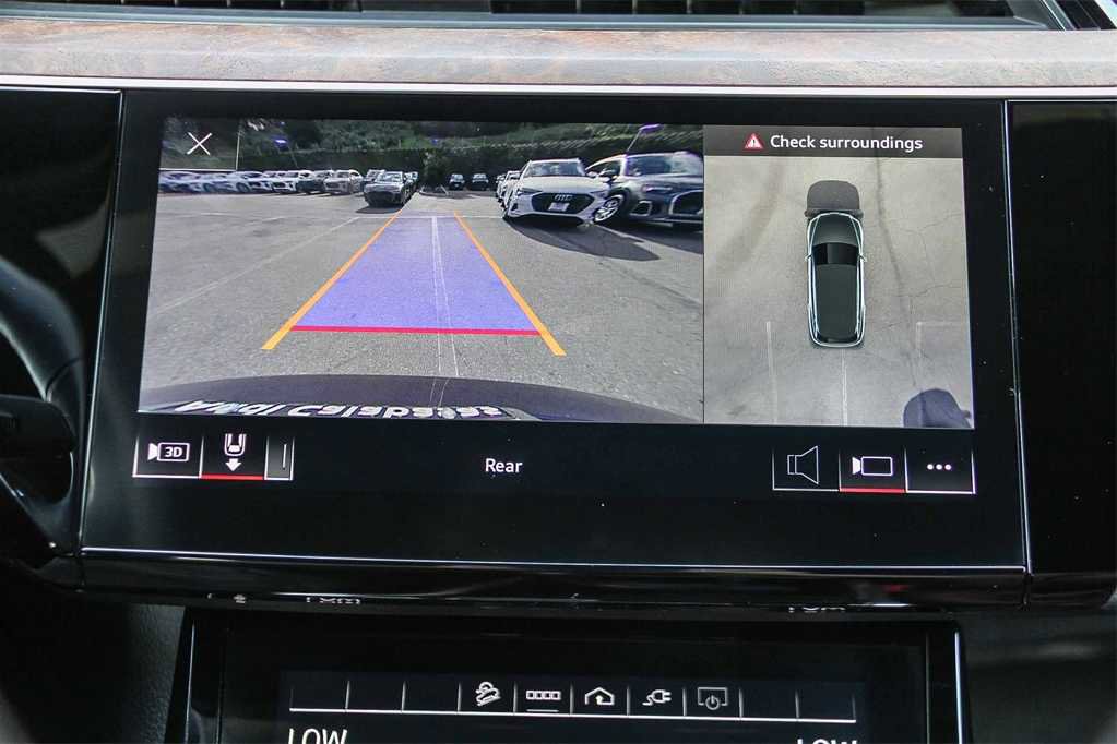 Used 2022 Audi e-tron Premium w/ Convenience Plus Package image 23