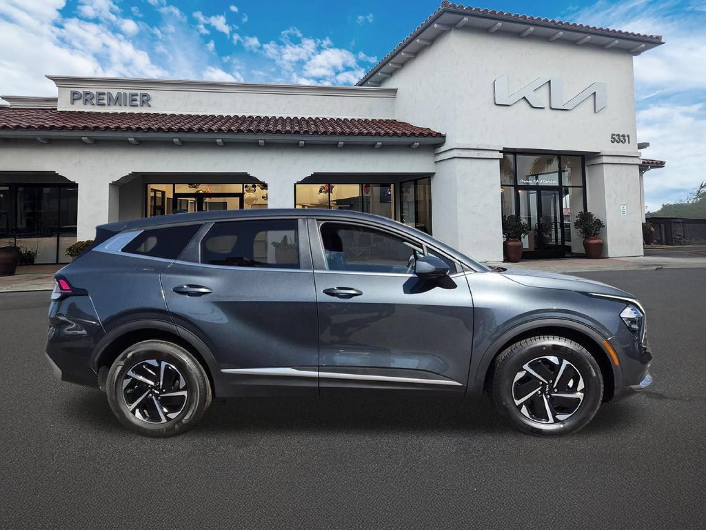 Certified 2023 Kia Sportage LX AWD/4WD image 9
