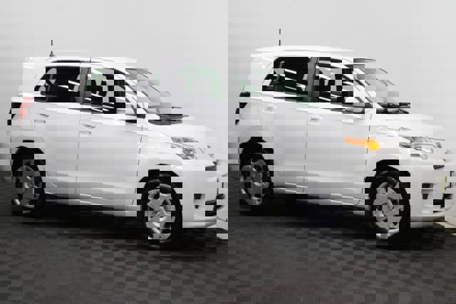 Used 2010 Scion xD image 1