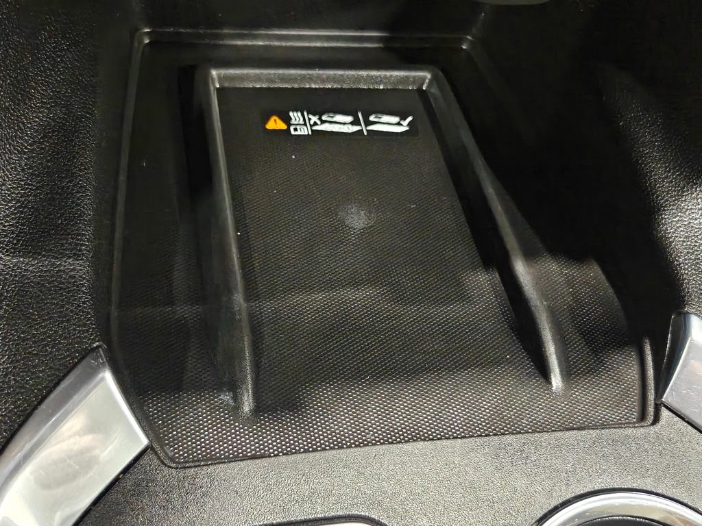 Used 2022 Chevrolet Traverse LT image 10