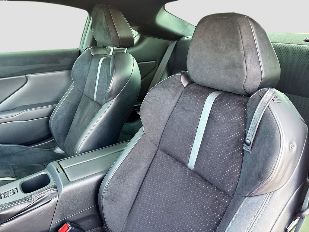 Used 2025 Toyota GR86 Premium w/ Performance Package image 20