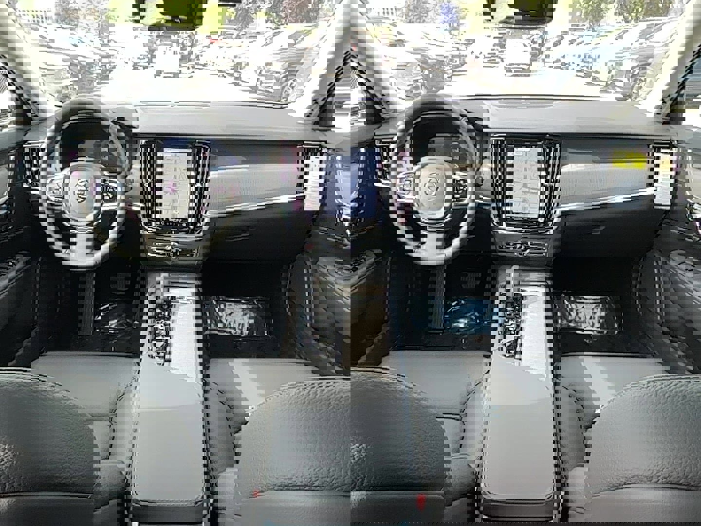 New 2025 Volvo V90 B6 Cross Country Plus w/ Protection Package Premier image 18