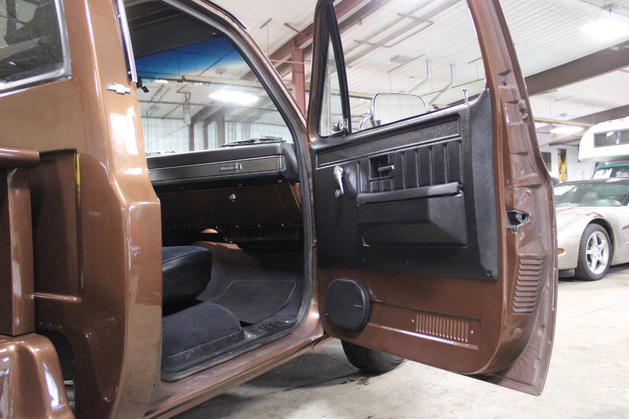 Used 1986 GMC Sierra 1500 2WD Regular Cab image 21