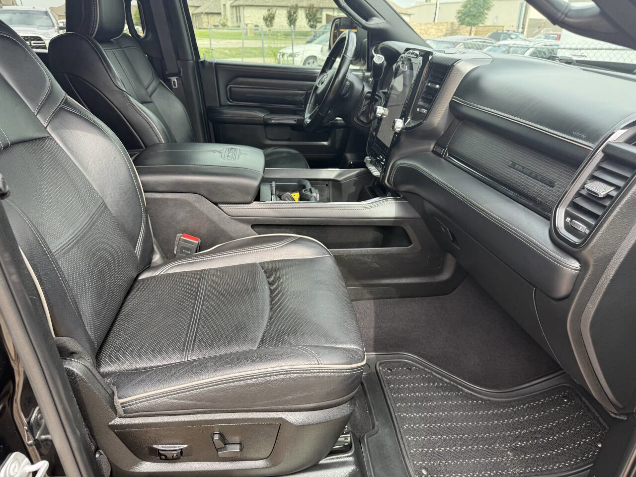 Used 2022 RAM 2500 Limited image 24