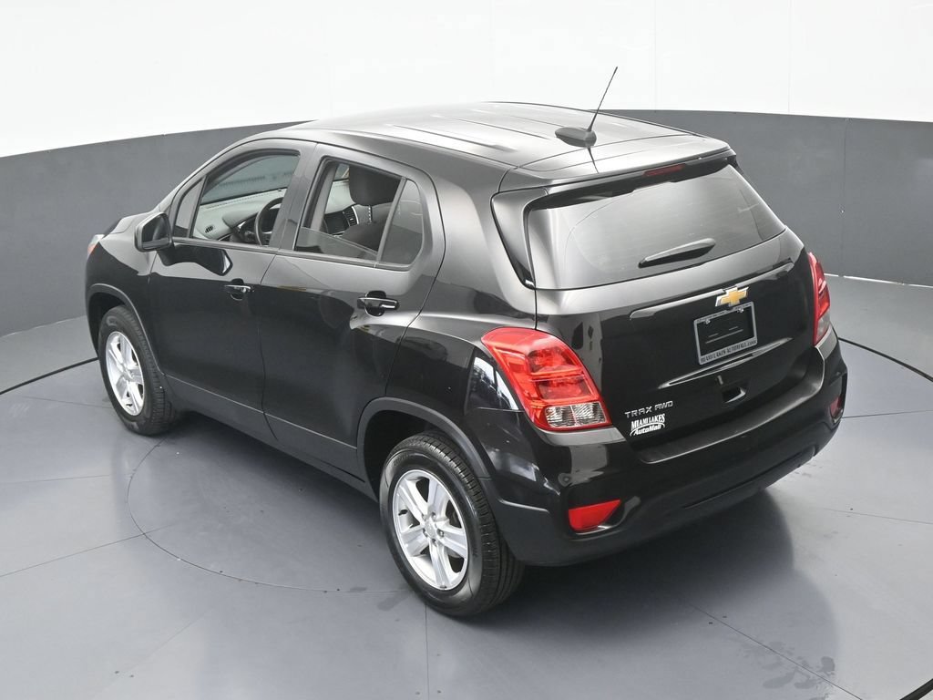 Used 2022 Chevrolet Trax LS AWD/4WD image 42