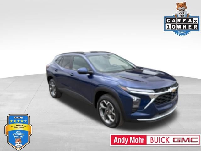 Used 2024 Chevrolet Trax LT w/ Driver Confidence Package image 1