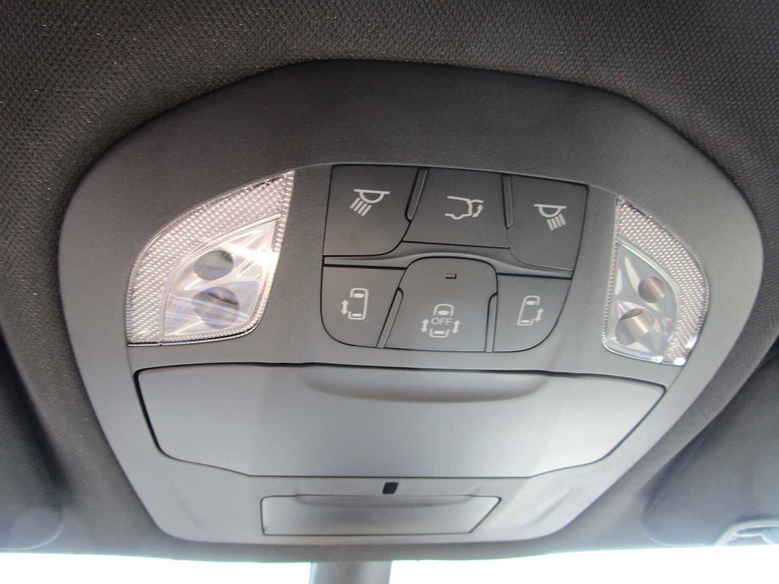 New 2026 Chrysler Pacifica Select image 35
