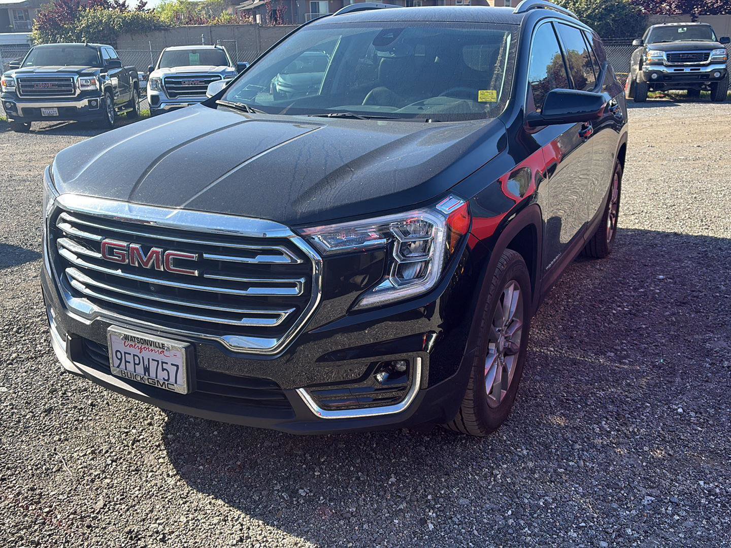 Used 2023 GMC Terrain SLT w/ Tech Package image 6