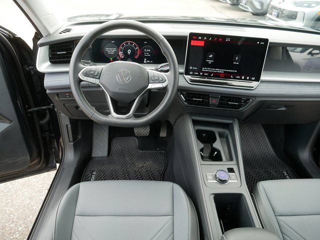 Certified 2026 Volkswagen Tiguan SE AWD/4WD image 21