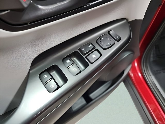 Used 2023 Hyundai Kona SEL image 23