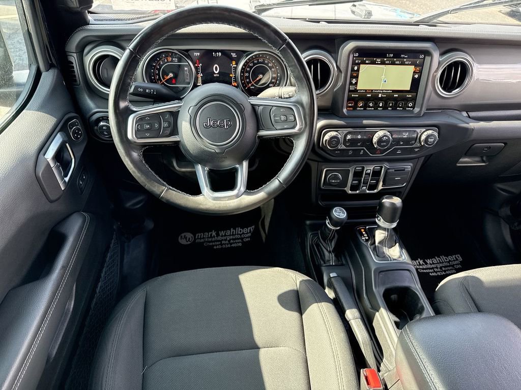 Used 2022 Jeep Gladiator Overland w/ Cold Weather Group image 14