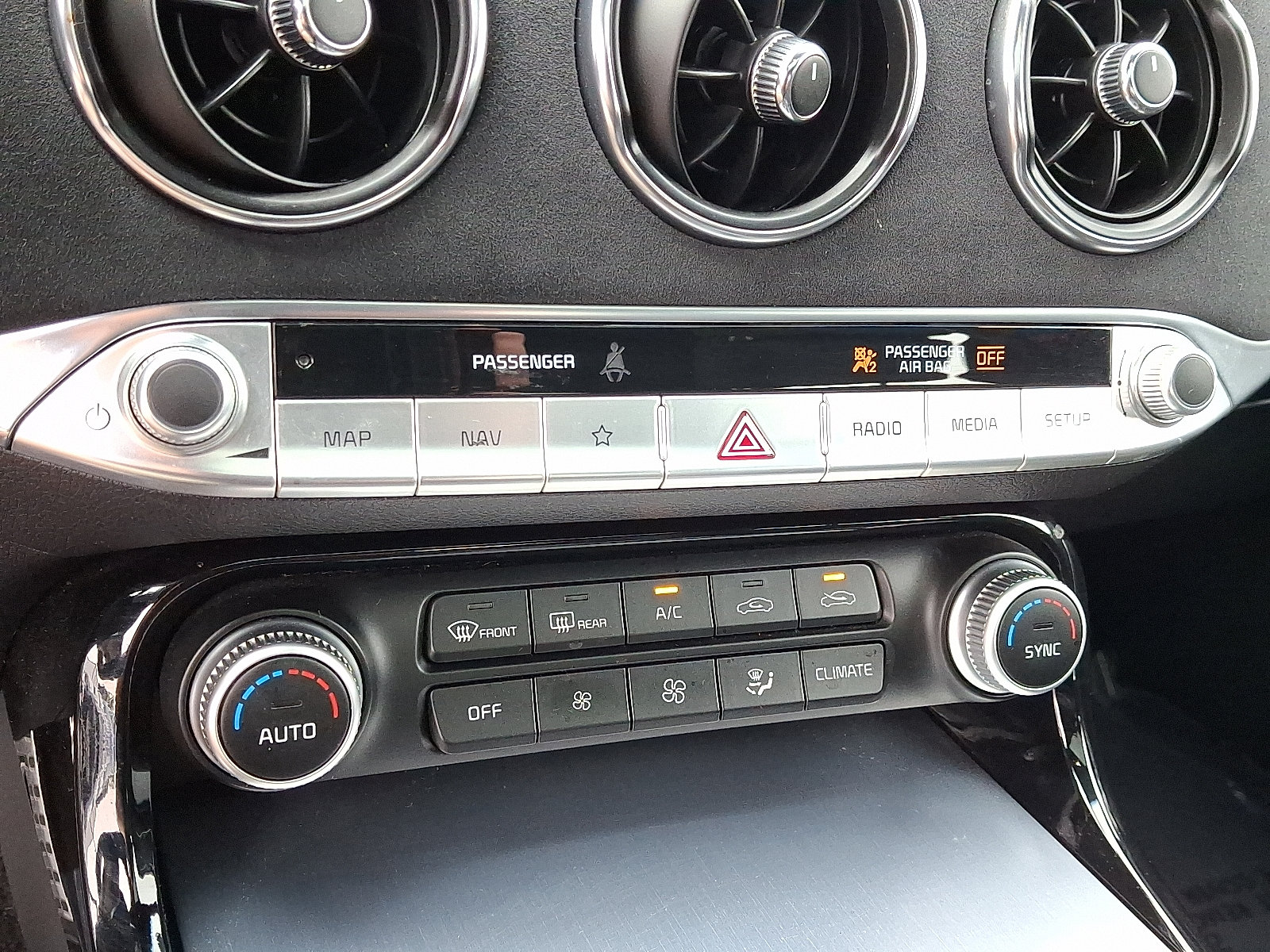 Certified 2023 Kia Stinger GT2 AWD/4WD image 16