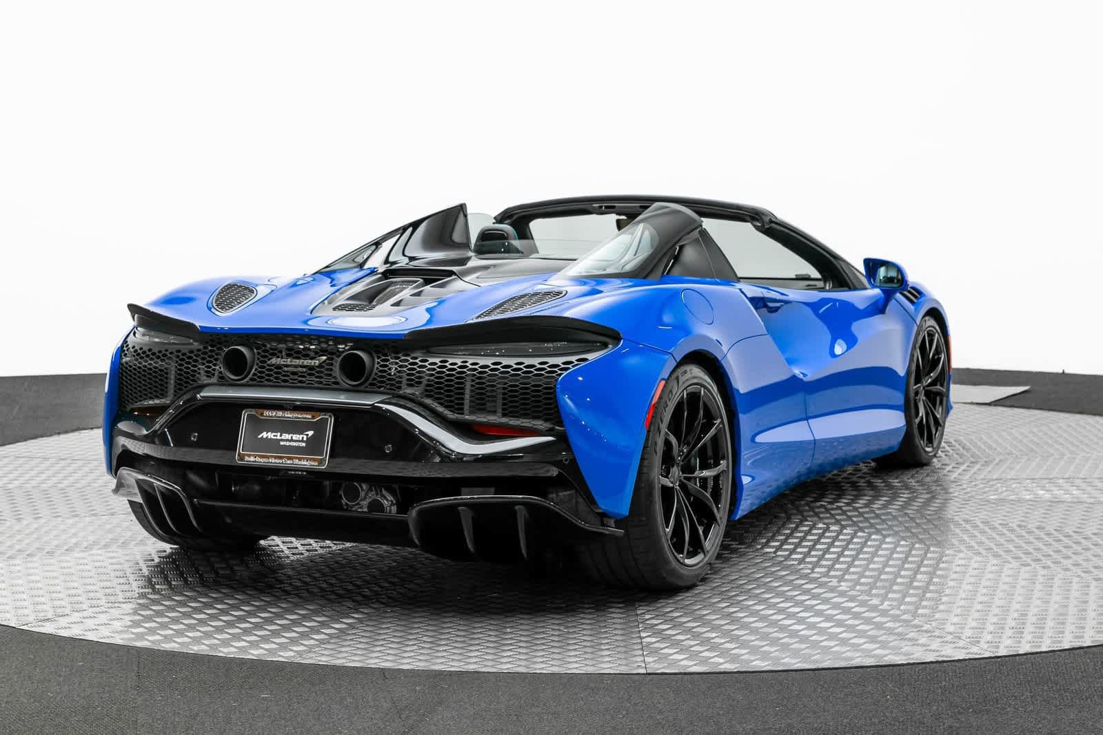 New 2025 McLaren Artura Spider RWD image 23