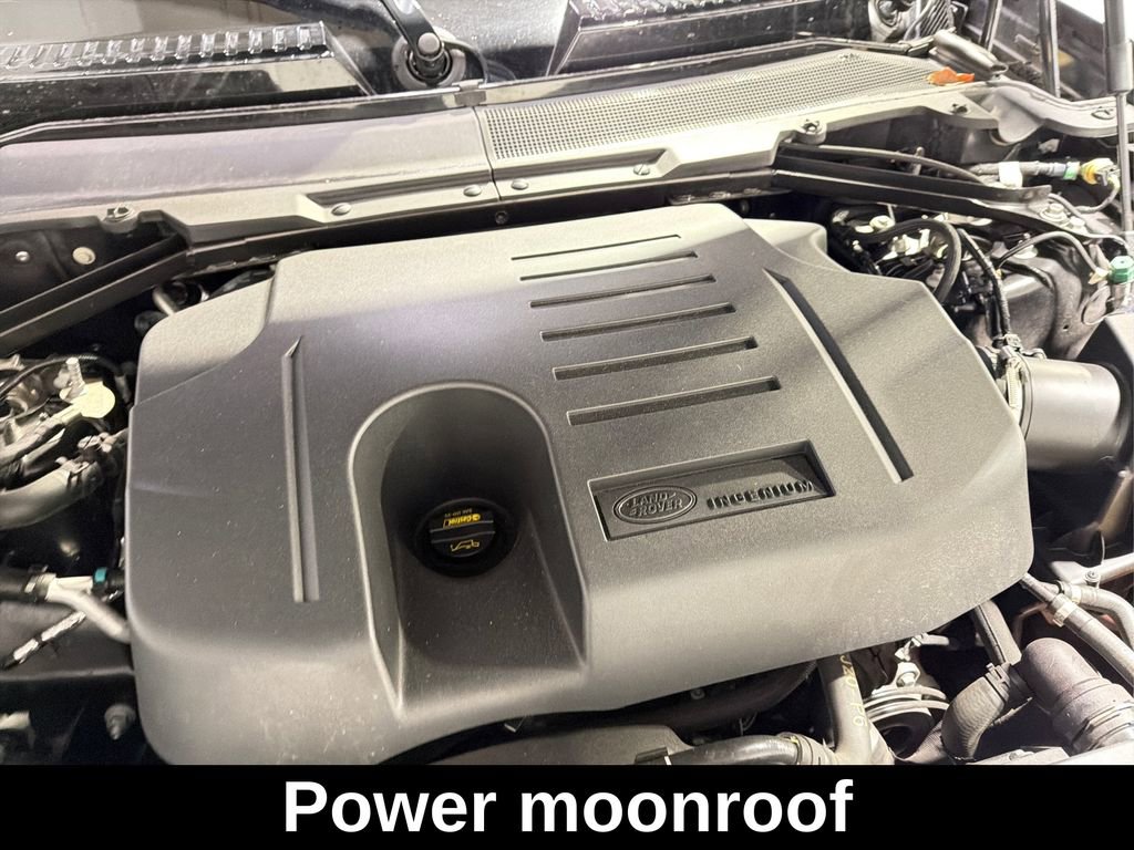 Used 2022 Land Rover Defender 110 SE image 12