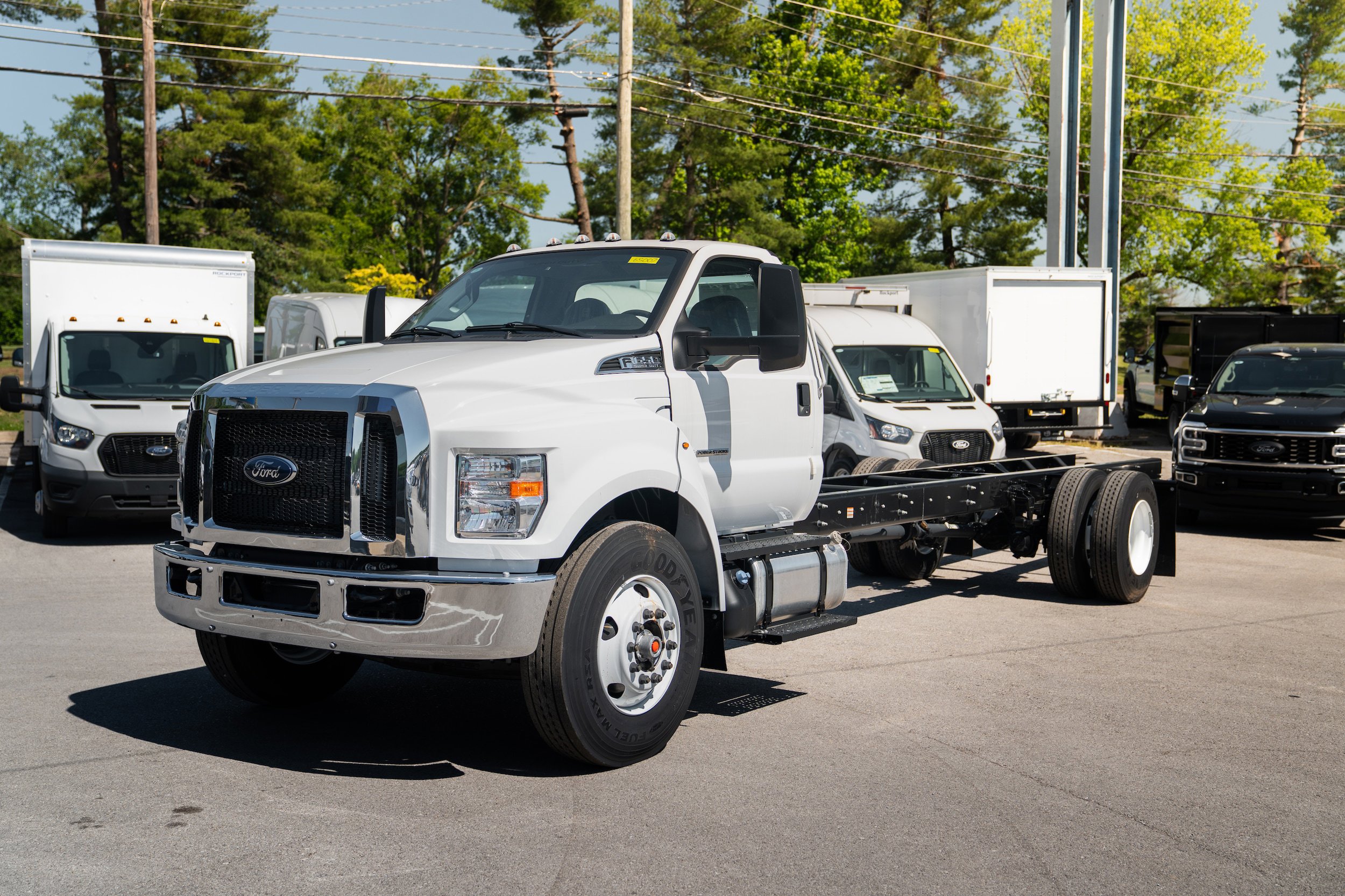 New 2026 Ford F650 2WD Regular Cab Super Duty image 1