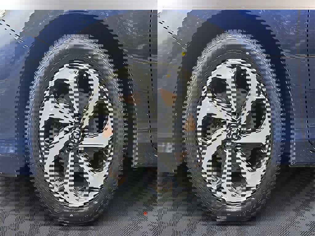 Used 2017 Honda Accord EX-L image 7