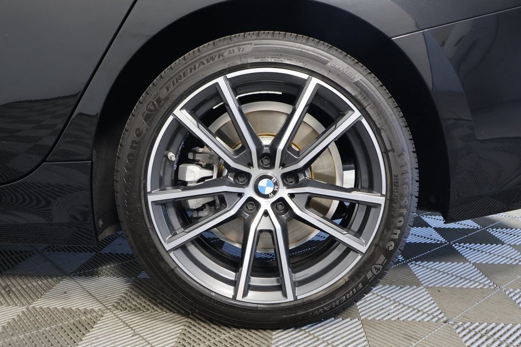 Used 2020 BMW 330i Sedan w/ Convenience Package RWD image 16