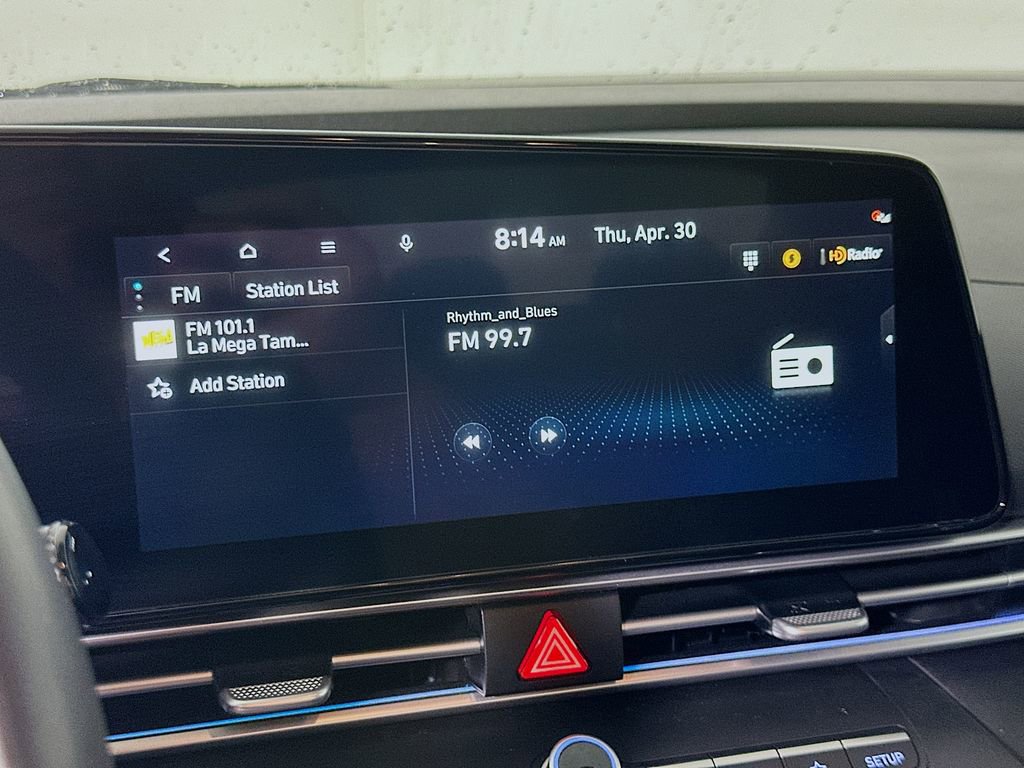 Used 2025 Hyundai Elantra SEL FWD image 27