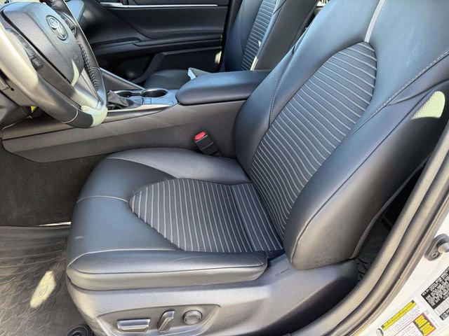 Used 2023 Toyota Camry SE image 23