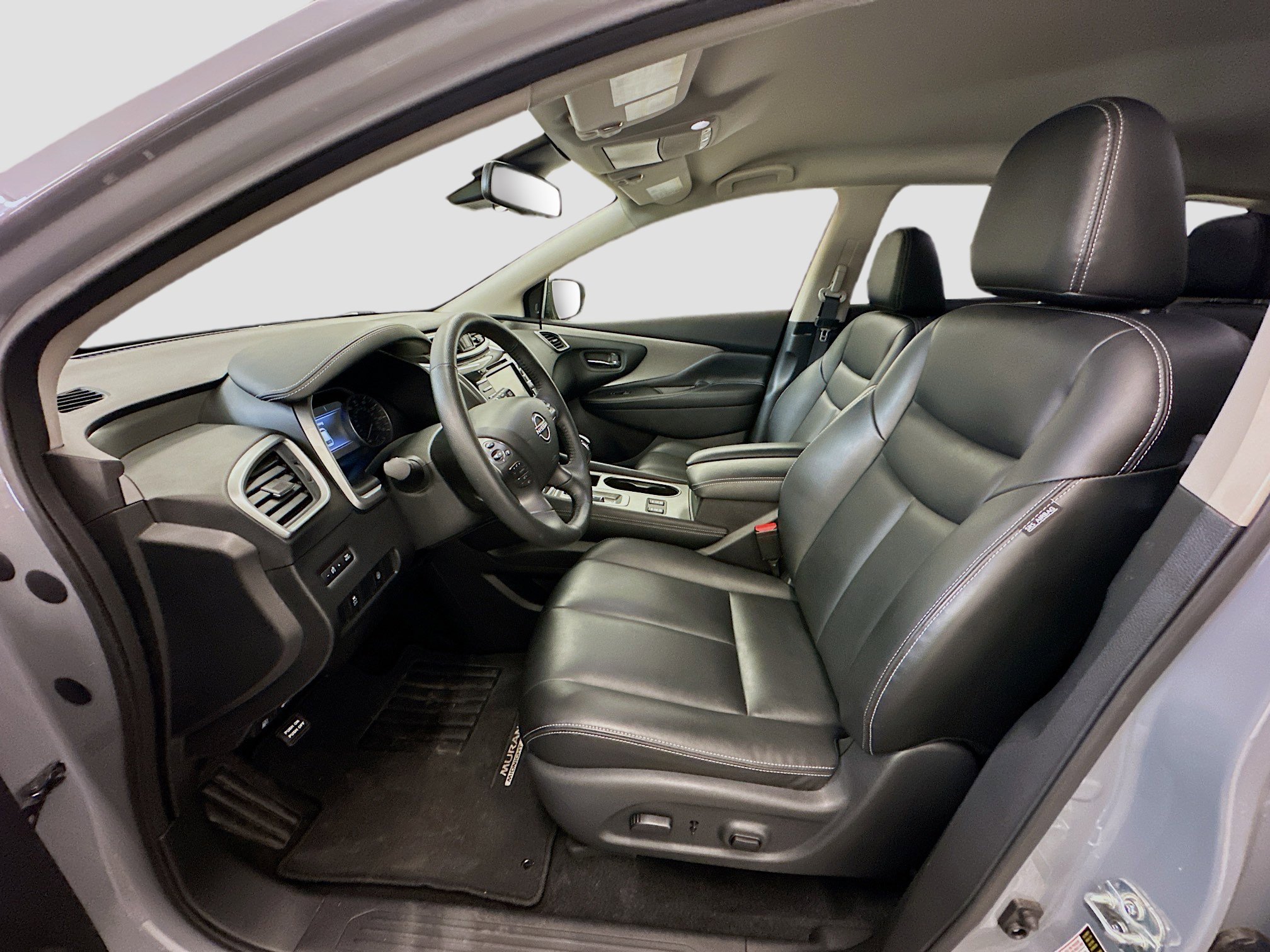 Used 2024 Nissan Murano SV w/ SV Midnight Edition Package image 13