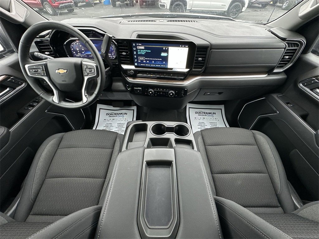 Used 2025 Chevrolet Silverado 1500 LT image 21